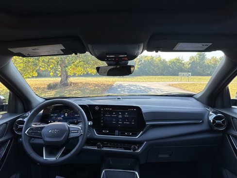 New 2026 Chevrolet Equinox LT w/ Midnight Edition image 32