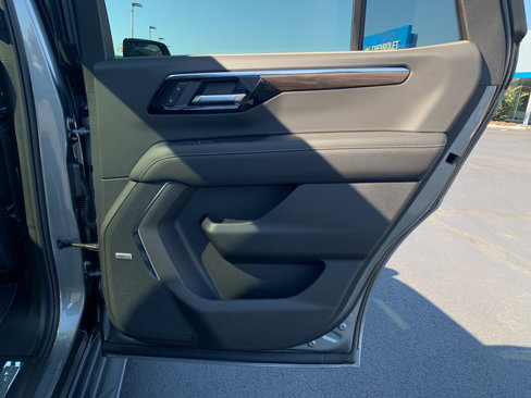 New 2026 Chevrolet Tahoe Premier w/ Sun And Tow Package image 27