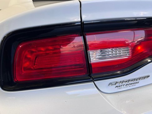 Used 2014 Dodge Charger SE w/ Connectivity Group image 26