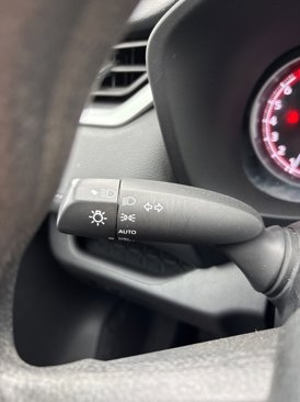 Used 2024 Toyota RAV4 XLE image 25