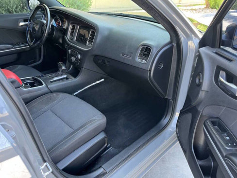 Used 2019 Dodge Charger SXT image 9