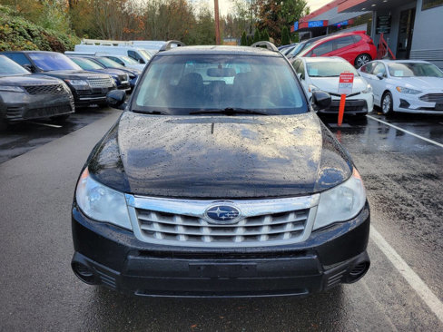 Used 2011 Subaru Forester 2.5X Premium w/ All-Weather Pkg image 2