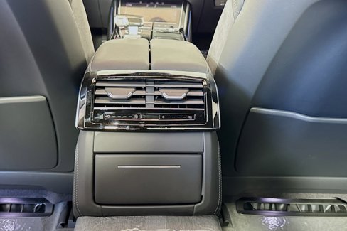 New 2025 Audi S8 image 23