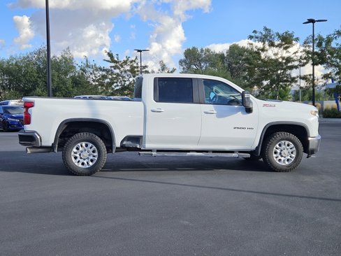Used 2023 Chevrolet Silverado 2500 LT w/ Convenience Package image 8