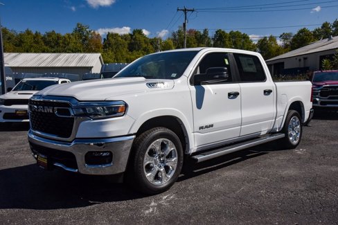 New 2026 RAM 1500 4x4 Crew Cab image 7
