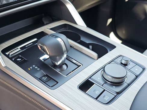 New 2025 MAZDA CX-70 Plug-In Hybrid w/ Premium Pkg image 37