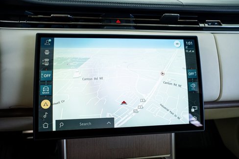 Used 2025 Land Rover Range Rover Long Wheelbase Autobiography image 43