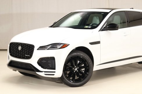 Used 2024 Jaguar F-PACE R-Dynamic S image 4