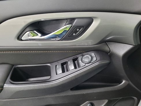 Used 2019 Chevrolet Traverse LT image 27