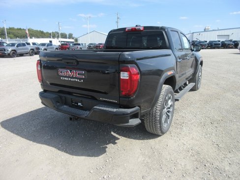 New 2026 GMC Canyon Denali image 4