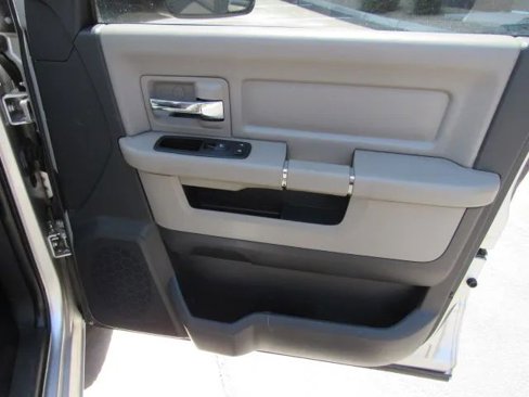 Used 2011 RAM 3500 Big Horn image 17