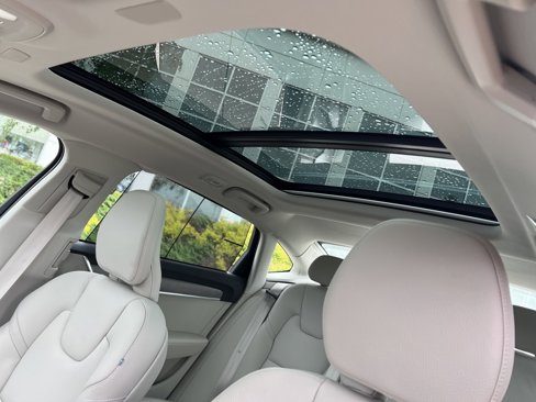 Certified 2025 Volvo S90 B6 Plus image 16