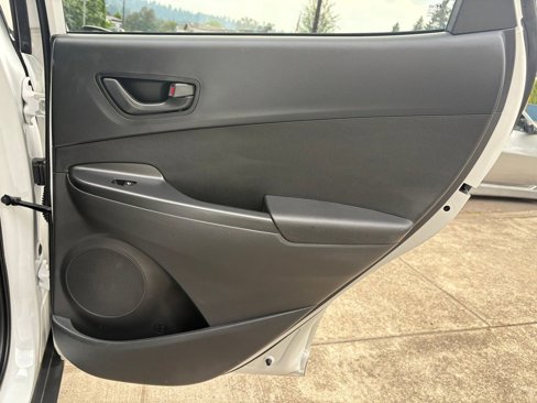Used 2023 Hyundai Kona SEL image 29