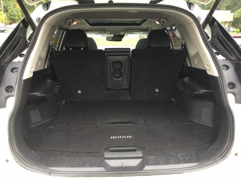 Used 2017 Nissan Rogue SL w/ SL Premium Package image 14