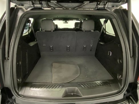 Used 2021 Chevrolet Suburban LT image 41