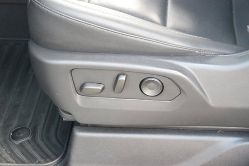 Used 2022 GMC Sierra 1500 SLT w/ SLT Convenience Package image 18