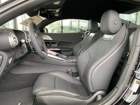 New 2025 Mercedes-Benz AMG GT 43 image 4