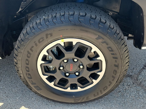 New 2025 Toyota Tacoma TRD Off-Road w/ TRD Off Road Upgrade Package image 7