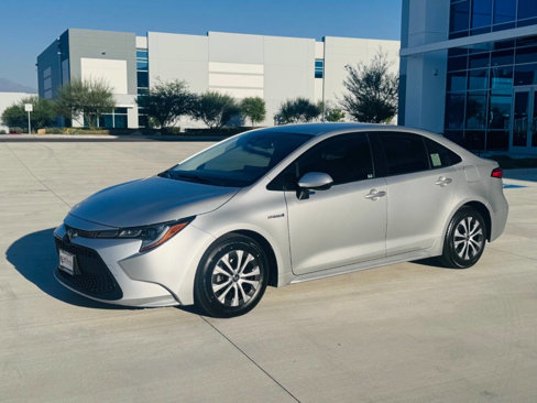 Used 2021 Toyota Corolla LE image 1