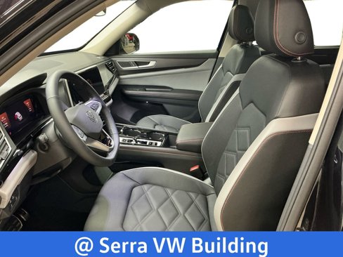 Certified 2025 Volkswagen Atlas Peak Edition SE image 26