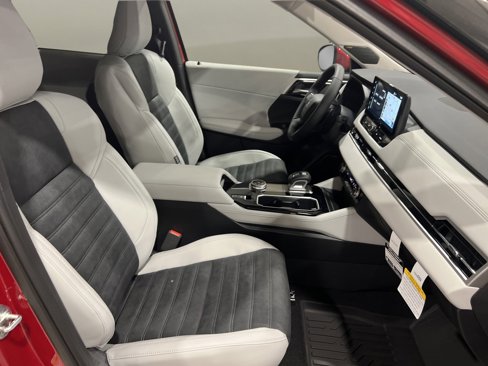 New 2025 Mitsubishi Outlander SE image 15