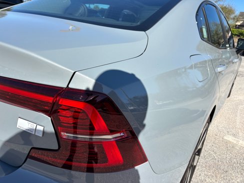 Used 2024 Volvo S60 T8 Core image 13