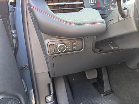 New 2025 Ford Explorer ST image 19