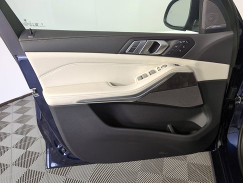 New 2026 BMW X7 xDrive40i w/ Executive Package image 10