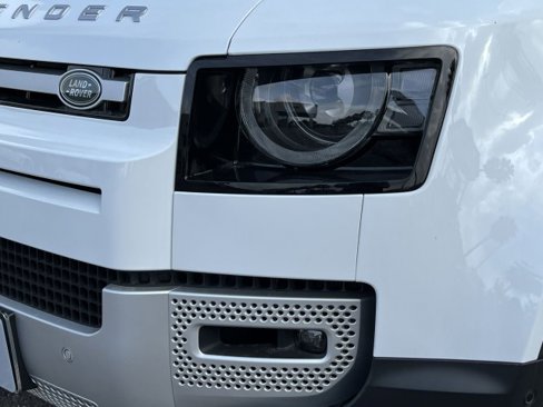 New 2025 Land Rover Defender 130 S image 13