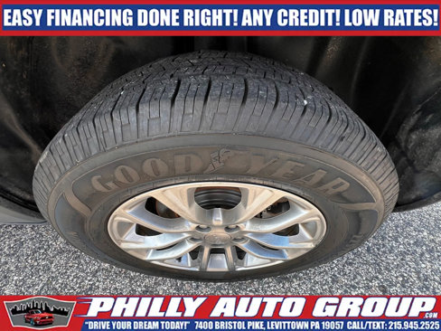 Used 2019 Jeep Cherokee Latitude Plus image 34