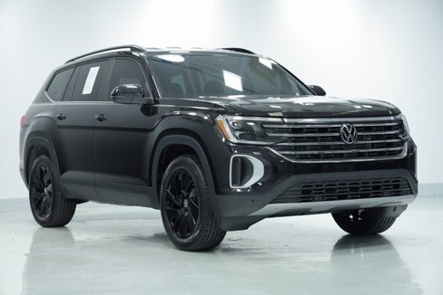 New 2026 Volkswagen Atlas SE image 3