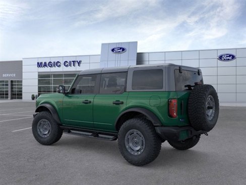 New 2025 Ford Bronco Badlands image 4