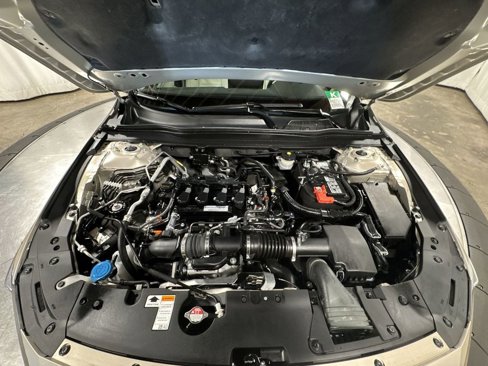 Used 2018 Honda Accord EX image 33