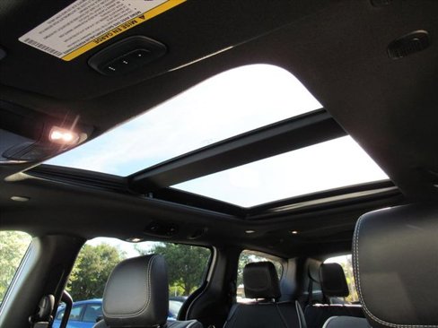 New 2026 Chrysler Pacifica Limited w/ S Appearance Package image 26