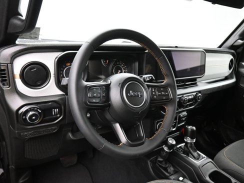 Used 2024 Jeep Wrangler Sport S image 13