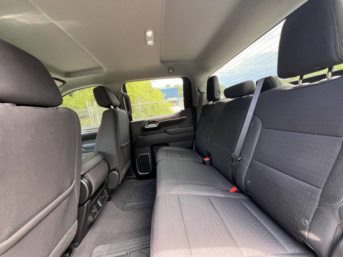 Used 2022 Chevrolet Silverado 1500 LT image 13