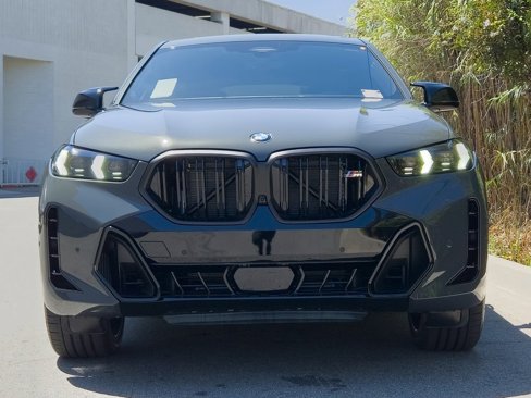 New 2026 BMW X6 M60i w/ Executive Package image 3