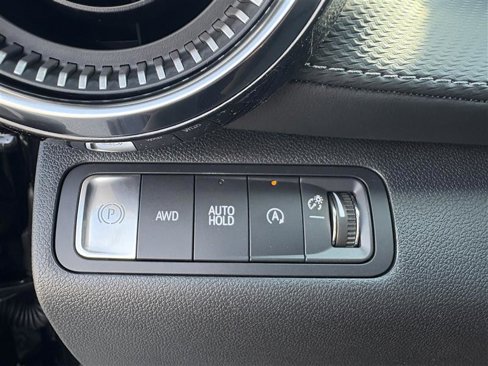 New 2026 Chevrolet Equinox LT w/ Convenience Package II image 19