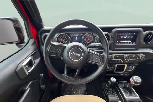 Used 2023 Jeep Wrangler Willys image 8