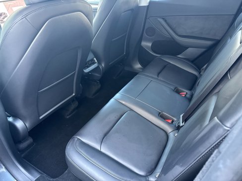 Used 2023 Tesla Model Y Long Range image 12