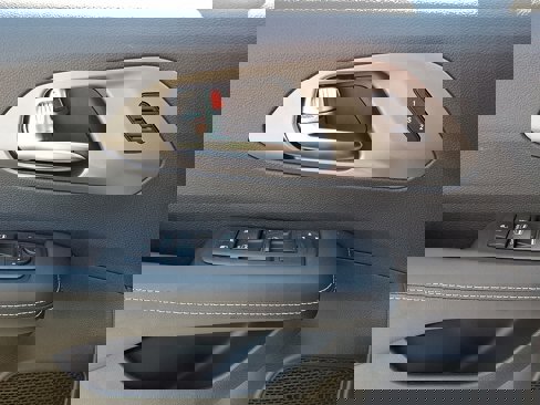 New 2026 Chrysler Pacifica Select image 12
