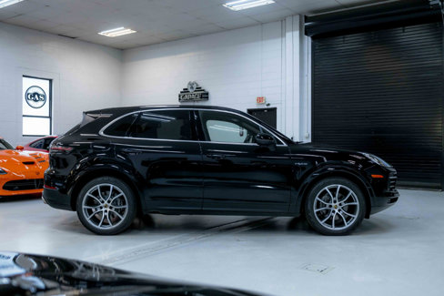 Used 2019 Porsche Cayenne E-Hybrid image 7