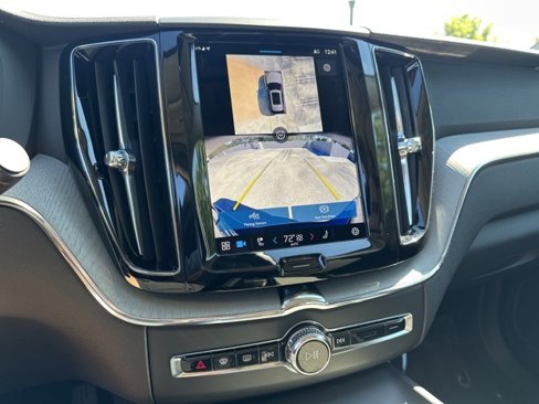 Certified 2025 Volvo XC60 B5 Plus w/ Climate Package image 23