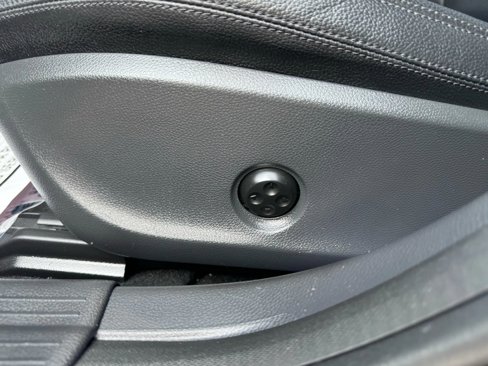 Used 2015 Mercedes-Benz CLA 250 image 29