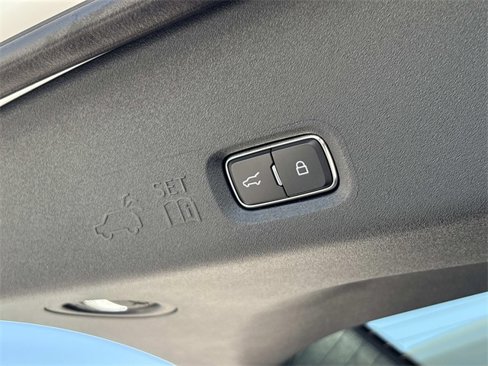New 2025 Lincoln Navigator L Reserve w/ Jet Appearance Package image 13