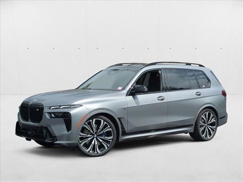 New 2026 BMW X7 M60i image 1