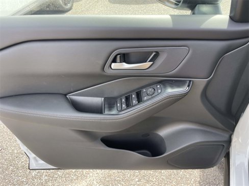 New 2026 Nissan Rogue SV w/ Cold Weather Package image 15