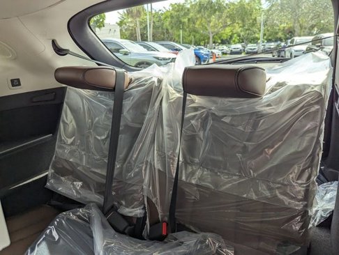 New 2026 Acura MDX w/ Advance Package image 8