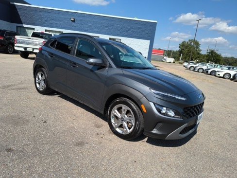 Used 2022 Hyundai Kona SEL w/ Cargo Package image 7