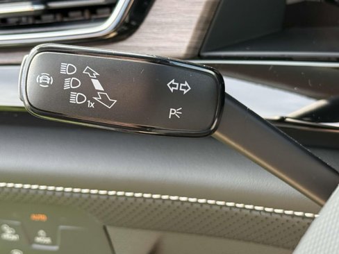 New 2025 Volkswagen Atlas SEL Premium R-Line image 17